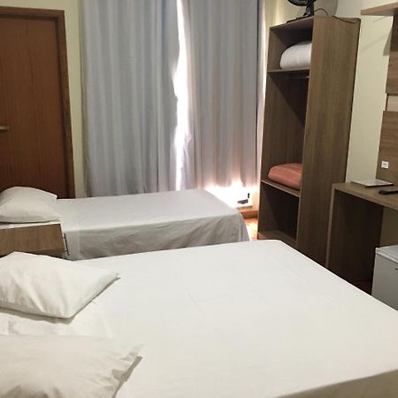 Hotel Gloria บาร์บาเซนา ภายนอก รูปภาพ