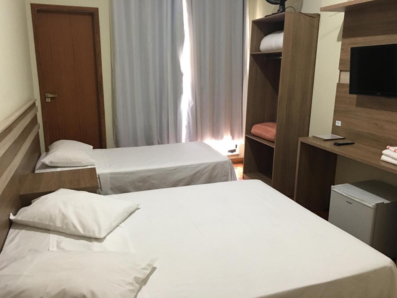 Hotel Gloria บาร์บาเซนา ภายนอก รูปภาพ